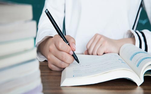 成人自學(xué)考試命題有標(biāo)準(zhǔn)嗎?