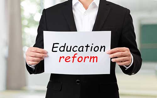 醫(yī)學(xué)類成人高考考幾門課？