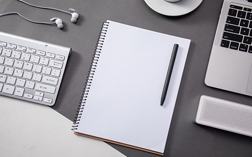 成人高考考生一定要去學(xué)校上課嗎？