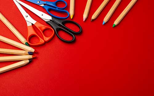 自考需要上課嗎？考哪幾門？