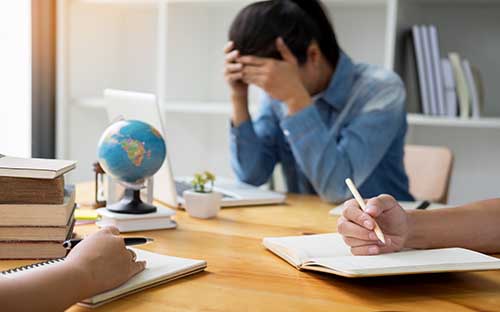 成人自考護(hù)理學(xué)專(zhuān)業(yè)難考嗎? 成人自考護(hù)理學(xué)專(zhuān)業(yè)難考嗎?