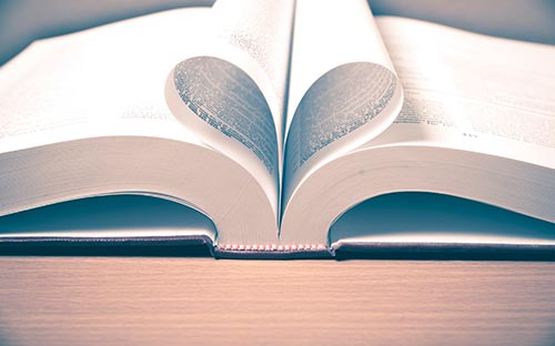 自考專升本報(bào)名時間在每年幾月？