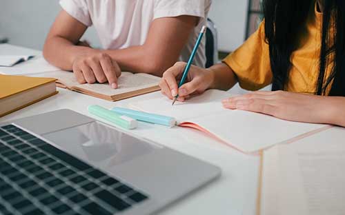 行政管理專業(yè)自考有哪些科目？