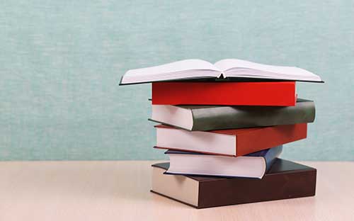 成人高考與電大哪個(gè)好？