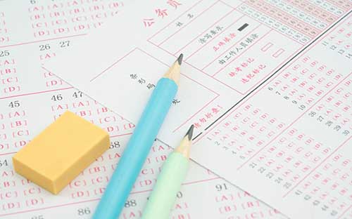 貴州成人高考成績(jī)?cè)趺床樵?xún)？