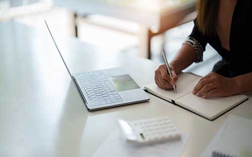 成人自考是什么時(shí)間報(bào)名?