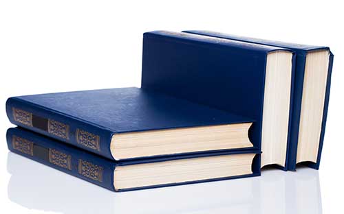 2025成人高考什么專業(yè)比較好？要考慮哪些因素？