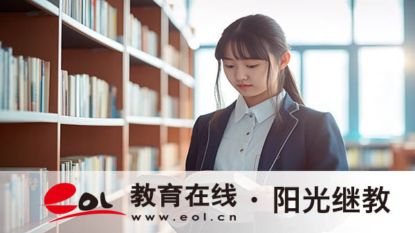 成人高考錄取后幾月份交學(xué)費(fèi)？怎么交學(xué)費(fèi)？