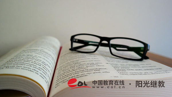 自考現(xiàn)場報(bào)名的流程是什么？有什么用？