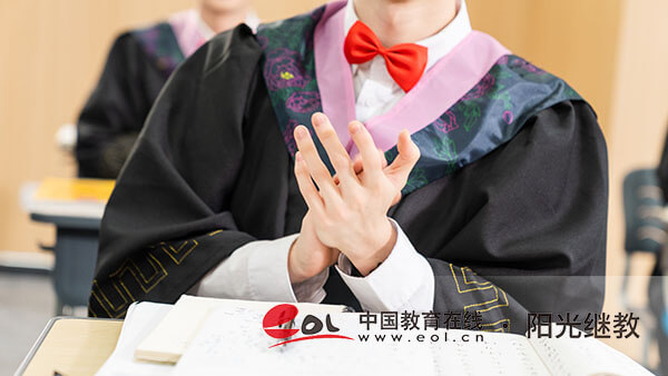 廣西成人高考報(bào)名流程是怎么樣的？注意事項(xiàng)有哪些？
