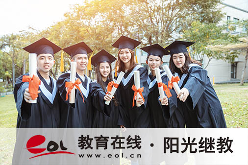 成人高考大?？荚噹滋炜纪?？考試幾天出成績？