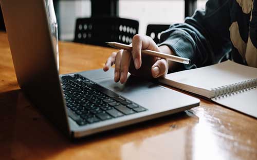 奉賢成人高考在哪里報(bào)名？學(xué)習(xí)形式有哪些？