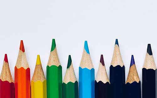 報名成人高考的考試內(nèi)容有哪些？推薦什么專業(yè)？