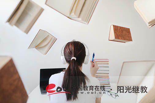 成人高考有哪些課程？條件有哪些？
