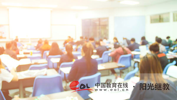 成人高考報(bào)名體育專業(yè)考什么科目？就業(yè)前景好不好？