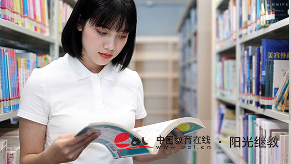 河南鄭州成人高考報(bào)名需要哪些材料？報(bào)名費(fèi)是多少錢？