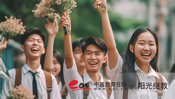 新疆成人高考報名有哪些要求？怎么報名？