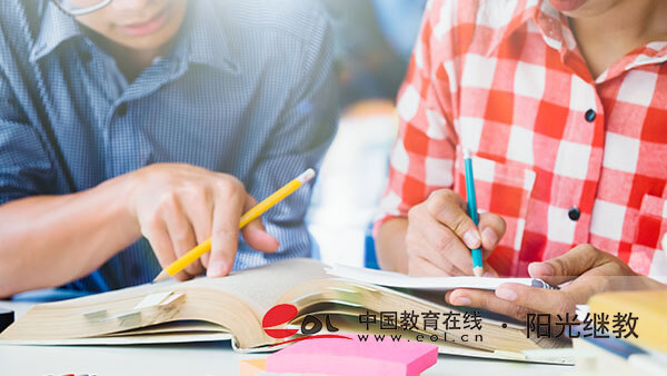 福建成人高考報(bào)名費(fèi)多少錢？需要滿足哪些條件？