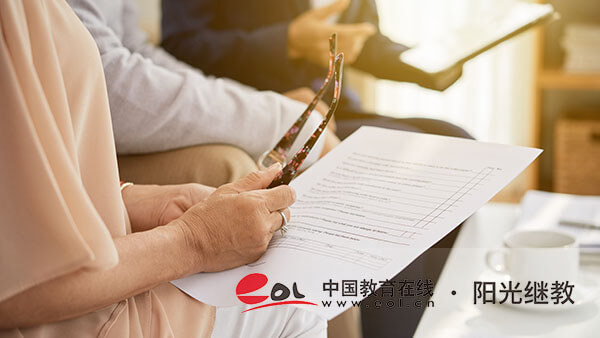 報名合肥成人高考怎么進行現(xiàn)場確認？要帶哪些材料？
