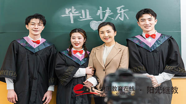 安徽成人高考如何報名？繳費流程是怎么樣的？