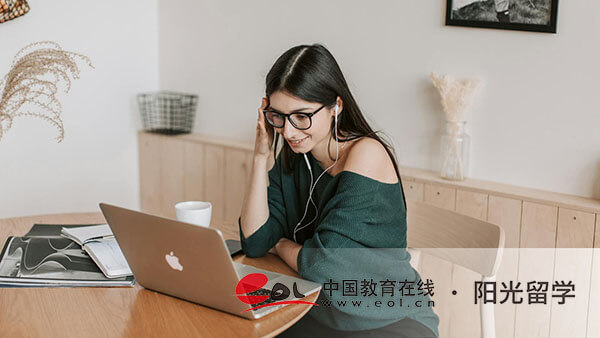 新加坡留學(xué)工業(yè)設(shè)計專業(yè)費用多少