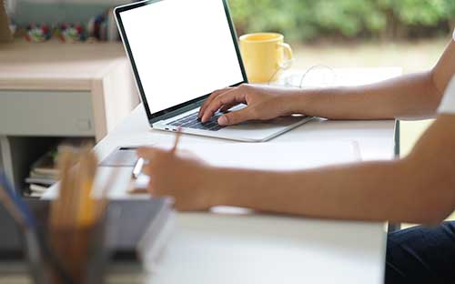 自考報(bào)名什么專業(yè)最容易通過？文秘專業(yè)如何？