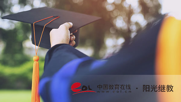 湖南自考學(xué)校有哪些？選擇要從哪些方面考量？